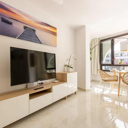 Parque Santiago 1 O005 * Playa de las Américas