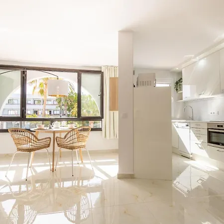 Parque Santiago 1 O005 * Playa de las Américas